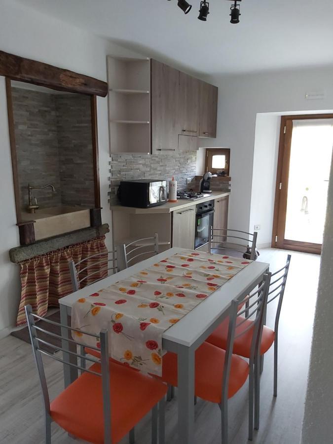 Casa Cimavilla Con Parcheggio Privato Gratuito Crevoladossola Εξωτερικό φωτογραφία
